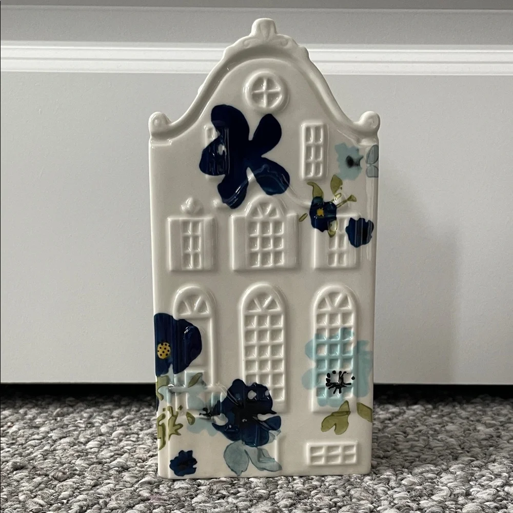 Anthropologie Alice Townhouse Pot - Picture 2 of 9
